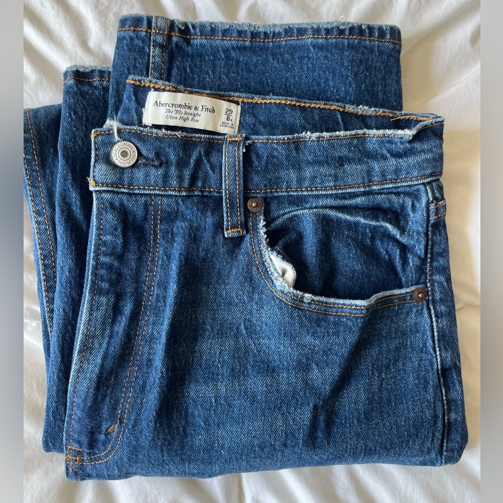 Abercrombie & Fitch Curve Love Dark Blue Straight Leg Jeans Size 29/8R